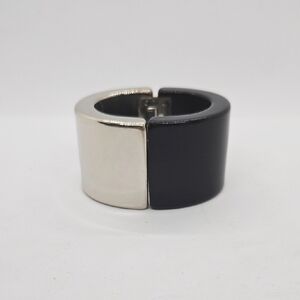 Ben-Amun Vintage Hinged Bangle